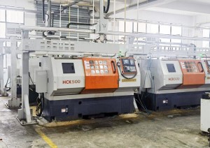Forged steel valve processing automatic equipment